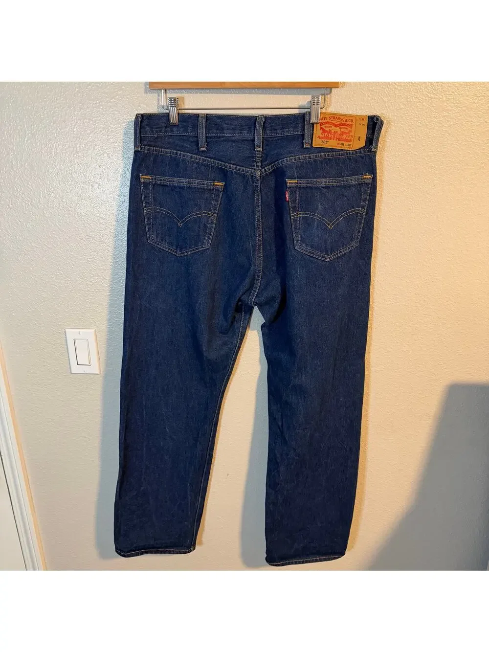 Levi's 501 Classic Button Fly Jeans Men's Size 38x32